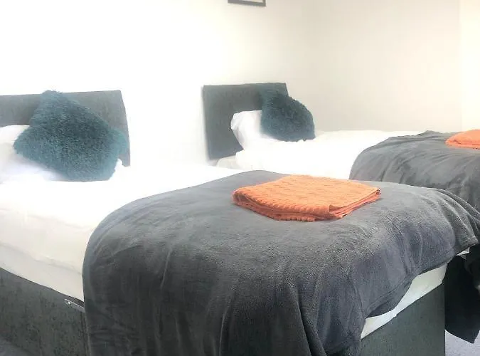 Apartment Beautiful 3 Bedroom 2 Bathroom House Close To Centre Leeds (West Yorkshire)